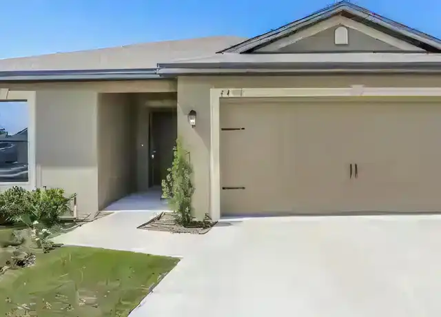 Property at 2400 Bexley Dr, Tavares, FL, 32778, 3 beds, 2 baths, [object Object]