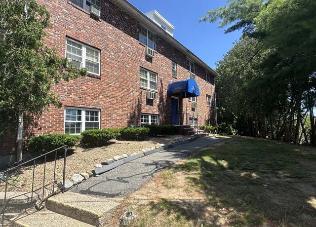 Photo of 234 Low St #7, Newburyport, MA 01950