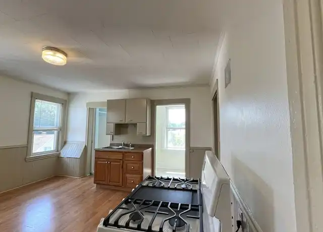 Property at 2 Thenius St Unit 1, Worcester, MA, 01607, 1 bed, 1 bath, [object Object]