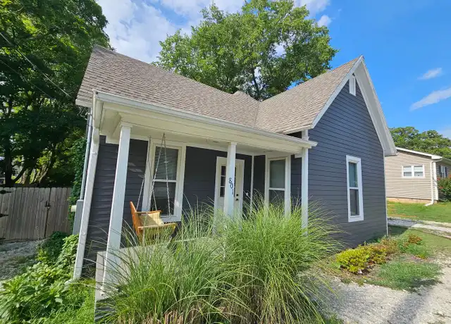 Property at 801 W 15th St, Fayetteville, AR, 72701, 3 beds, 2 baths, [object Object]