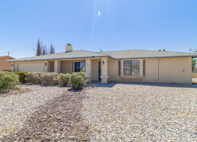 Property at 13460 Tutelo Rd, Apple Valley, CA, 92308, 3 beds, 2 baths, [object Object]