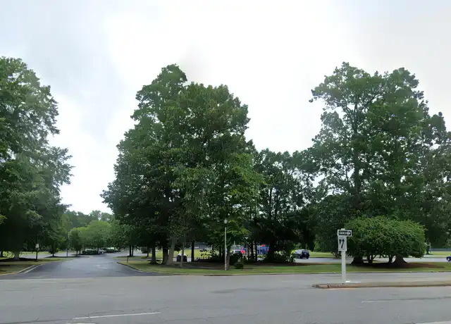 Property at 224 Persimmon Dr, Yorktown, VA, 23693, 2 beds, 2 baths, [object Object]