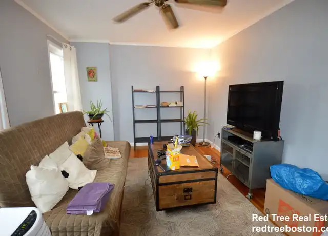 Property at 7 High Street Pl Unit 2, Brookline, MA, 02445, 2 beds, 1 bath, [object Object]