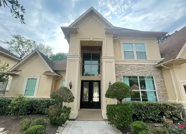 Property at 52 Palm Blvd, Missouri City, TX, 77459, 5 beds, 5.5 baths, [object Object]