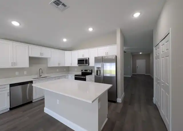 Property at 178 Kroll Ln, Lady Lake, FL, 32159, 4 beds, 2 baths, [object Object]