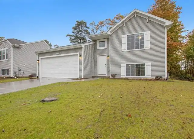 Property at 1312 Chapel Hill Dr, Mishawaka, IN, 46545, 4 beds, 2 baths, [object Object]