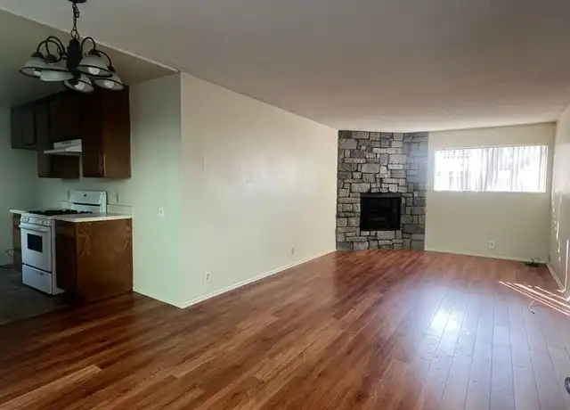 Property at 11184 Huston St Unit 105, North Hollywood, CA, 91601, 1 bed, 1 bath, [object Object]