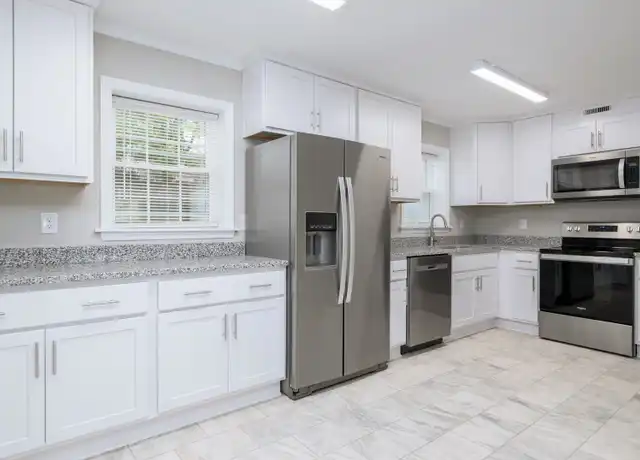 Property at 1114 Kentwood Dr Unit C, Blacksburg, VA, 24060, 3 beds, 2 baths, [object Object]