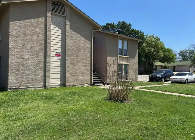 Property at 2906 Sweeney Ln Unit C, Austin, TX, 78723, 2 beds, 1 bath, [object Object]