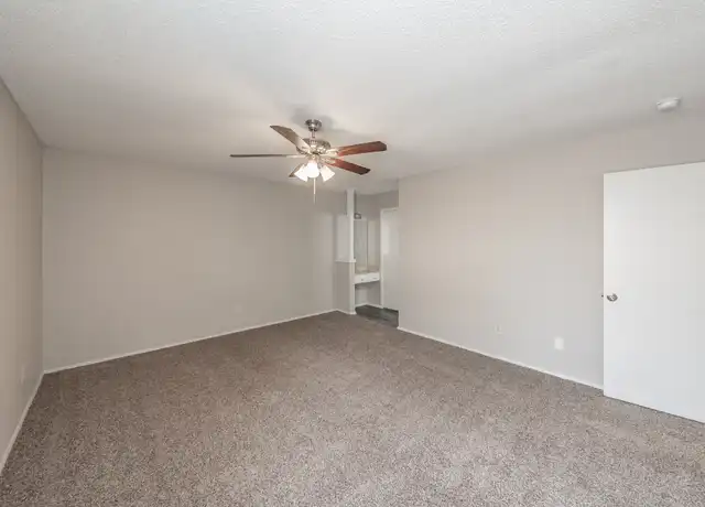 Property at 814 Villa Ridge Dr, Garland, TX, 75043, 3 beds, 2 baths, [object Object]