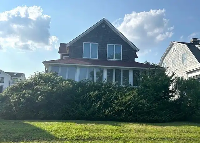 Property at 195 Linden Ave, Branford, CT, 06405, 4 beds, 1.5 baths, [object Object]
