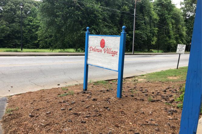 Delowe Village Apartments Atlanta