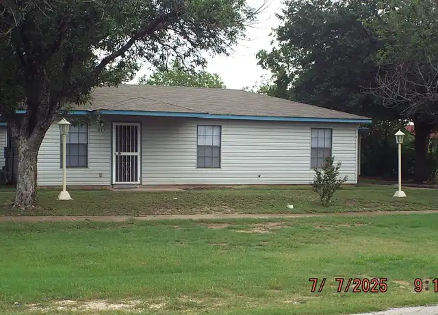 Property at 927 W Formosa Blvd Unit 1, San Antonio, TX, 78221, 2 beds, 1 bath, [object Object]