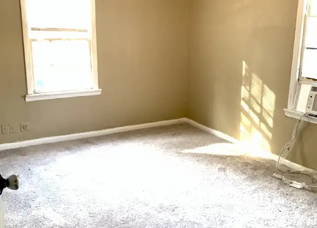 Property at 5638 Finch St, Houston, TX, 77028, 2 beds, 1 bath, [object Object]
