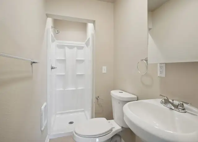 Photo of 3560 SW Vista Dr, Portland, OR 97225