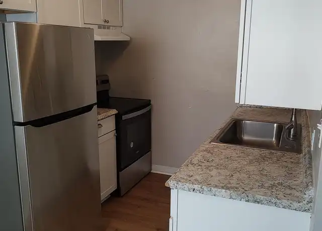 Property at 9528 4th Bay St, Norfolk, VA, 23518, 2 beds, 1 bath, [object Object]