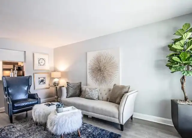 Property at 2504 Finley Rd Unit 1016, Irving, TX, 75062, 1 bed, 1 bath, [object Object]