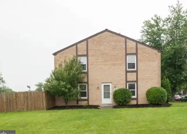Property at 101 Marlow St SW, Leesburg, VA, 20175, 4 beds, 2 baths, [object Object]