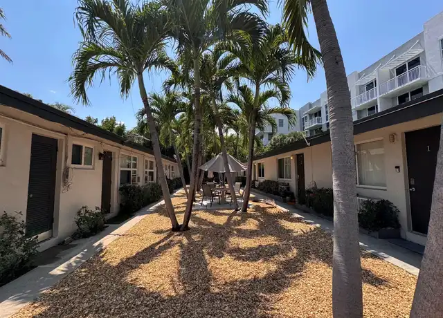 Property at 925 NE 17th Ave Unit 5, Fort Lauderdale, FL, 33304, 1 bed, 1 bath, [object Object]