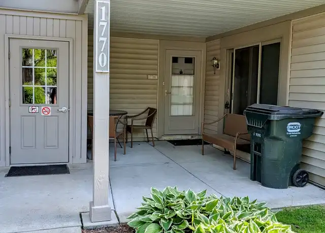 Property at 1770 Bristol Walk Unit C, Hoffman Estates, IL, 60169, 2 beds, 1.5 baths, [object Object]