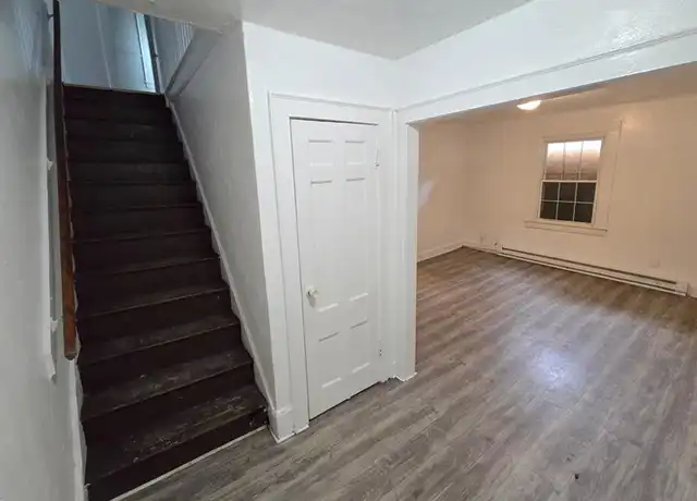 Property at 3 Emmons Pl Unit 3, Portsmouth, VA, 23702, 3 beds, 1 bath, [object Object]