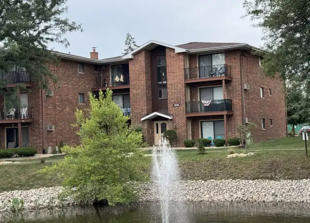 Property at 15740 Lake Dr Unit 3bl, Oak Forest, IL, 60452, 2 beds, 1 bath, [object Object]