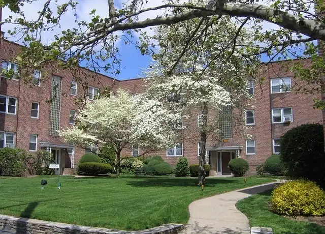 Property at 96 E Manning St Unit 96EM2D, Providence, RI, 02906, 1 bed, 1 bath, [object Object]