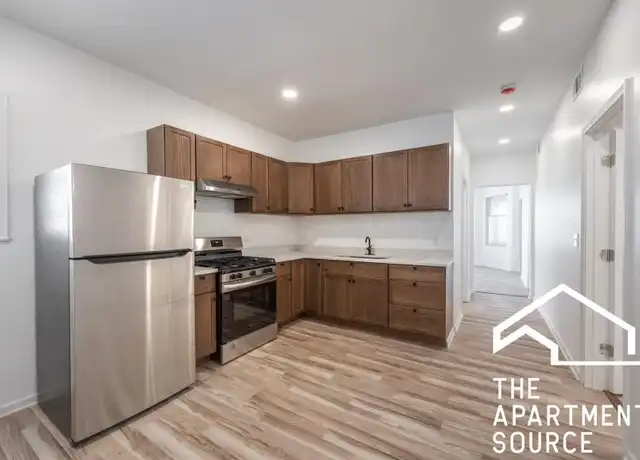 Property at 3140 N Kimball Ave, Chicago, IL, 60618, 2 beds, 1 bath, [object Object]