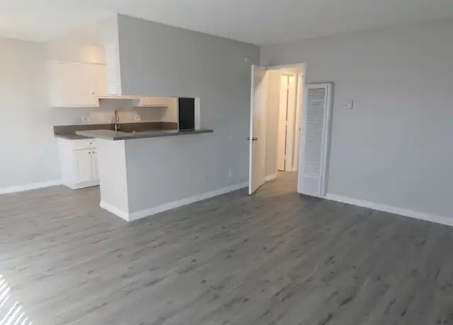 Property at 522 E 20th St Unit 06, Long Beach, CA, 90806, 2 beds, 1 bath, [object Object]
