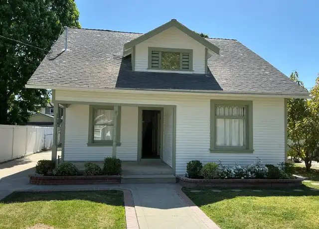 Property at 447 S Grand St, Orange, CA, 92866, 4 beds, 2 baths, [object Object]