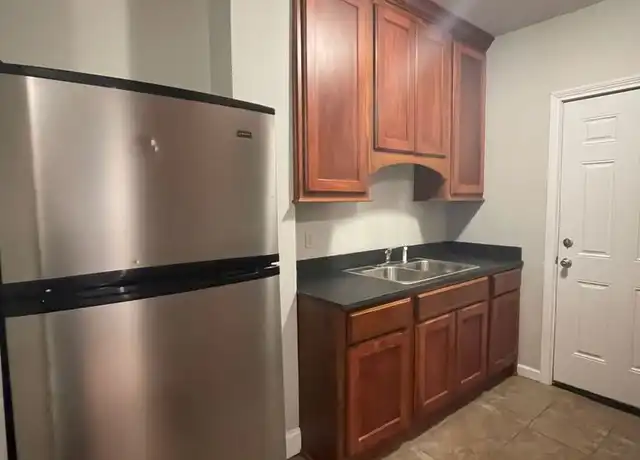Property at 1114 Ferry St Unit 1114-06, Lafayette, IN, 47901, 1 bed, 1 bath, [object Object]