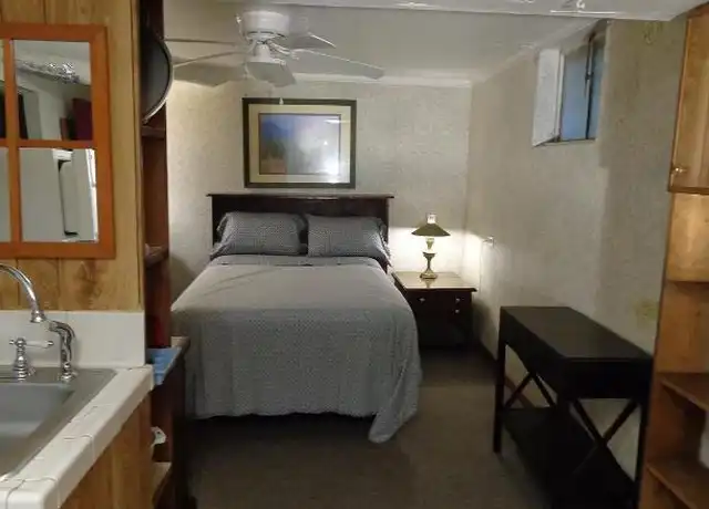 Property at 36 High Court Entrance, Asheville, NC, 28806, 1 bed, 1 bath, [object Object]