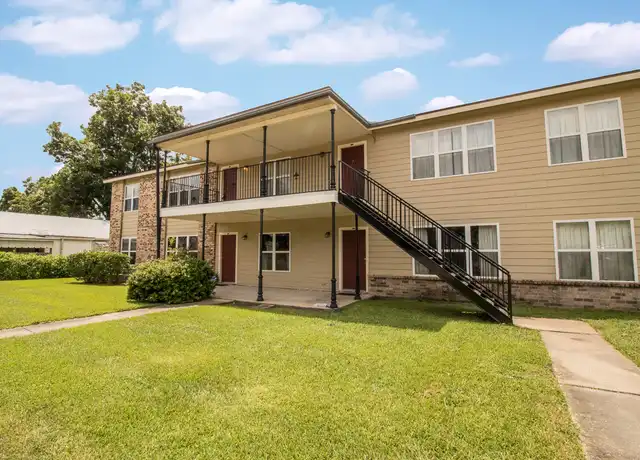 Property at 405 N Gertrude St Apt 207, Abbeville, LA, 70510, 1 bed, 1 bath, [object Object]