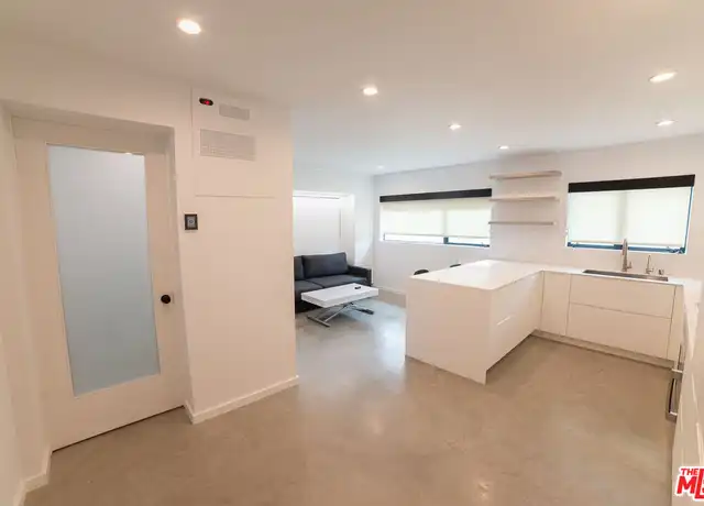 Property at 14 Brooks Ave #1, Venice, CA, 90291, 0 beds, 1 bath, [object Object]
