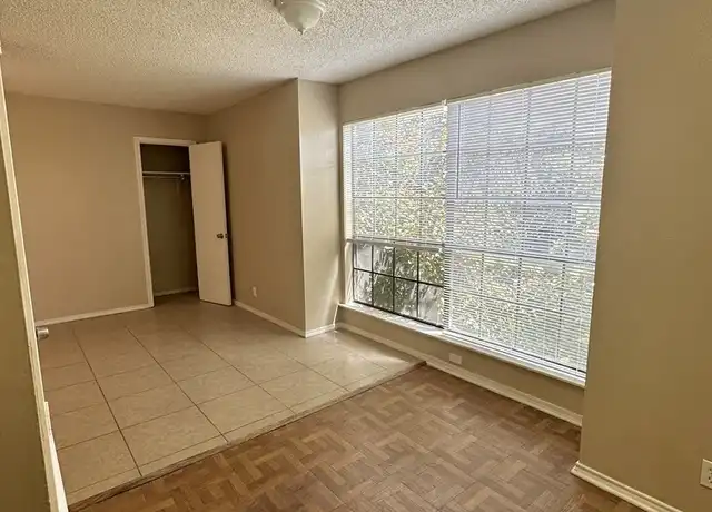 Property at 10529 Starcrest Dr, San Antonio, TX, 78217, 2 beds, 1 bath, [object Object]