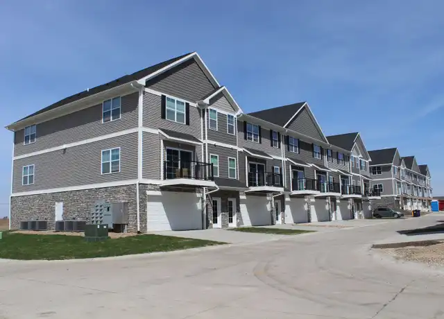 Property at 2275 Bison St, Marion, IA, 52302, 2 beds, 2.5 baths, [object Object]