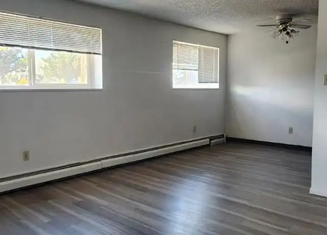 Property at 4427 Parkview Dr, Cheyenne, WY, 82001, 2 beds, 1 bath, [object Object]