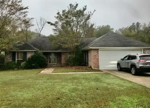 Property at 215 Winchester Dr, West Monroe, LA, 71291, 3 beds, 2 baths, [object Object]