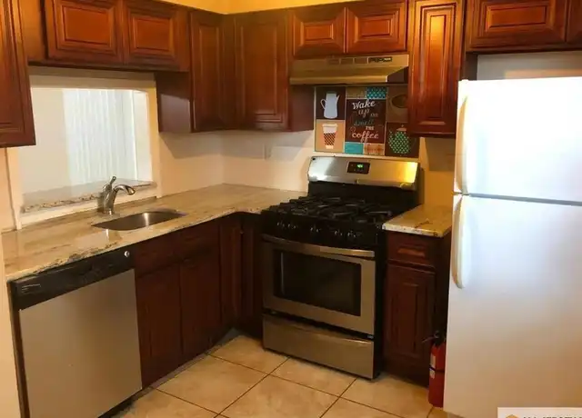 Property at 501 Woodbridge Commons Way, Iselin, NJ, 08830, 1 bed, 1 bath, [object Object]