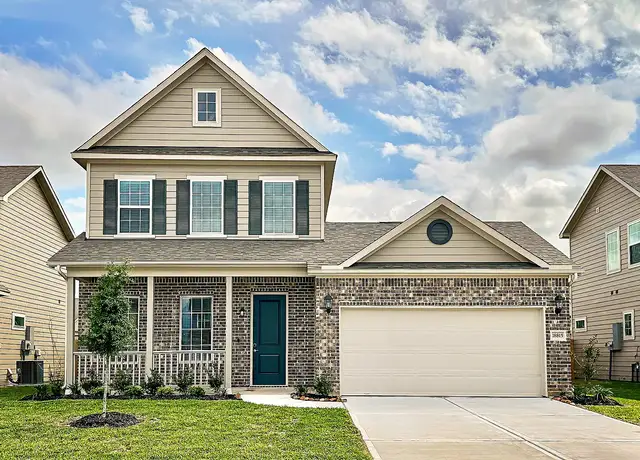 Photo of 9913 Crescent Cove Dr, Montgomery, TX 77356