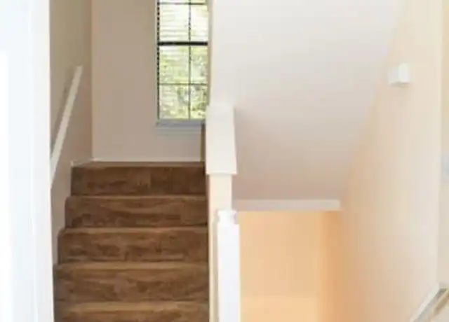 Property at 1552 Forest Park Cir, Bedford, TX, 76021, 2 beds, 2 baths, [object Object]