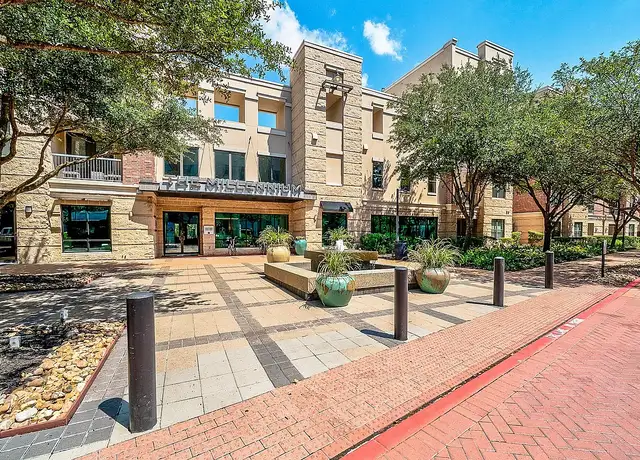 Photo of 1 Waterway Ave, Spring, TX 77380