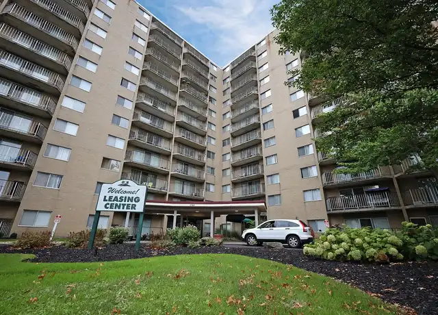 Property at Willoughby Hills Towers - 27400 Chardon Rd, Willoughby Hills, OH, 44092, 1 bed, 1 bath, [object Object]