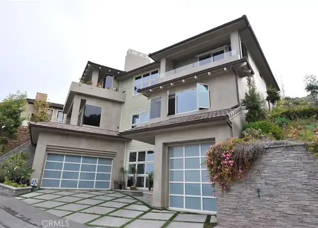 Property at 6 Pacific Vis, Laguna Beach, CA, 92651, 4 beds, 4.5 baths, [object Object]