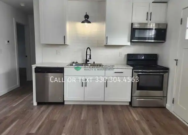 Property at 5025 Massillon Rd Unit B, Canton, OH, 44720, 2 beds, 1 bath, [object Object]