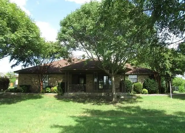 Property at 204 Appaloosa St, Willow Park, TX, 76087, 3 beds, 2 baths, [object Object]