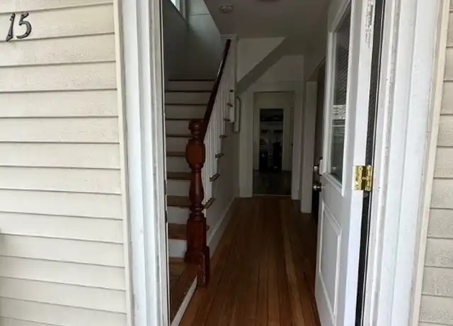 Property at 15 Kilburn Ct Unit 15, Newport, RI, 02840, 3 beds, 1 bath, [object Object]