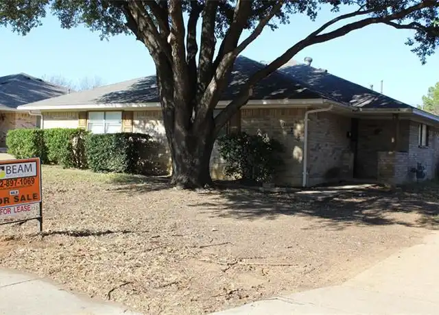 Property at 925 Bluebird Dr, Irving, TX, 75061, 3 beds, 2 baths, [object Object]
