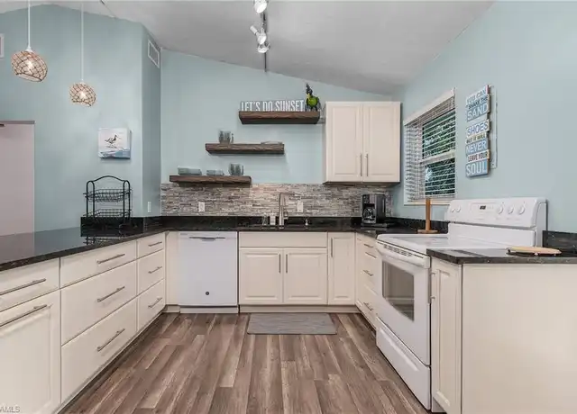 Property at 1281 10th St N, Naples, FL, 34102, 4 beds, 2 baths, [object Object]
