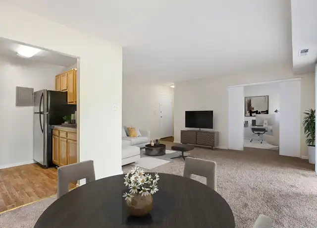 Property at Holly Spring Meadows - 5521 Marlboro Pike, District Heights, MD, 20747, 1-3 bed, 1 bath, [object Object]